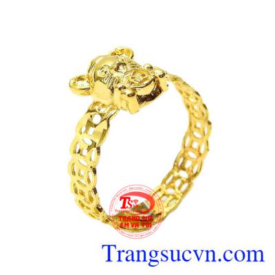 Nhẫn vàng kim tiền tuổi Tý được chế tác từ vàng 10k tinh tế, dễ thương.