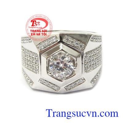 Nhẫn nam vàng trắng đang là dòng sản phẩm rất được phái đẹp ưa chuộng hiện nay Nhẫn vàng trắng nam quyền lực