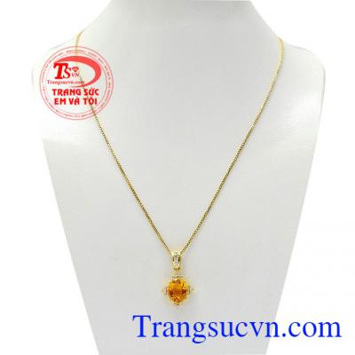 Bộ dây Citrine nổi bật là bộ sản phẩm mang nét tinh tế, sang trọng được nhiều khách hàng nữ ưa thích,Bộ dây Citrine nổi bật
