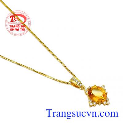 Thạch anh vàng mang lại may mắn cho người mệnh Kim và Thổ,Bộ dây Citrine nổi bật