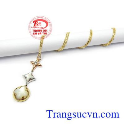 Sản phẩm rất được phái đẹp ưa chuộng, là món quà tặng ý nghĩa cho người bạn yêu thương.