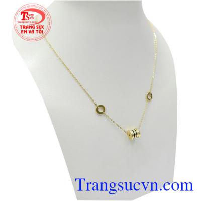 Sản phẩm với thiết kế tinh xảo mang lại sự dịu dàng, duyên dáng và thời trang phái đẹp