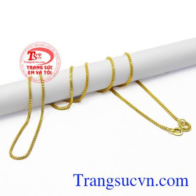 Dây chuyền đa dạng mẫu dây vàng và kiểu phù hợp mọi lứa luổi có thể đeo làm tôn lê sự tinh tế và sang trọng,Dây chuyền nữ vàng nhẹ nhàng