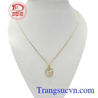 Dây chuyền nữ vàng thời trang với thiết kế tinh tế, gắn đá CZ mới lạ mang lại sự quý phái, phong cách và duyên dáng cho người đeo