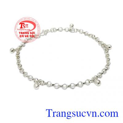 Sản phẩm phù hợp với nhiều lứa tuổi và giúp cản gió bảo vệ sức khỏe người dùng,Lắc chân bạc nhỏ nhắn