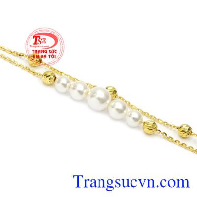 Đây sẽ là món quà được phái đẹp yêu thích và mong muốn có được. Lắc tay nữ vàng duyên dáng