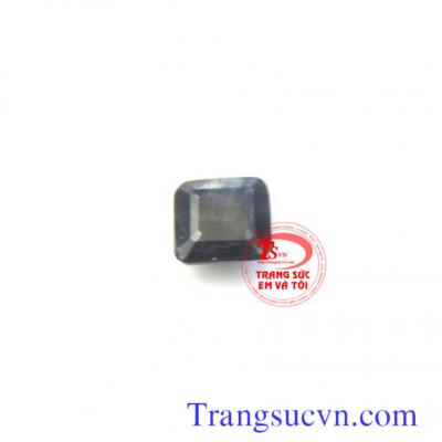 Mặt đá sapphire vuông góc, sapphire thiên nhiên 100%, bền đẹp, chất lượng, phù hợp làm mặt nhẫn, mặt dây chuyền đeo thời trang và tài lộc.