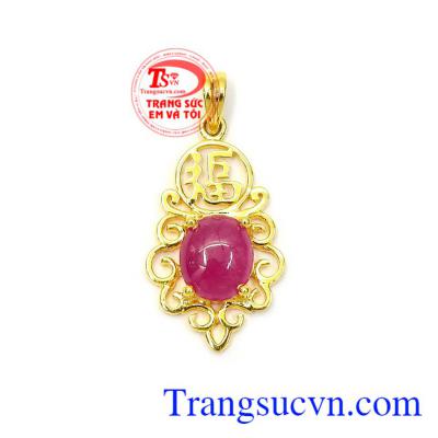 Mặt dây chuyền ruby sang trọng