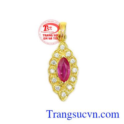 Mặt dây chuyền ruby tài lộc chế tác bằng vàng 14k đường nét tinh xảo, sắc nét và độc đáo