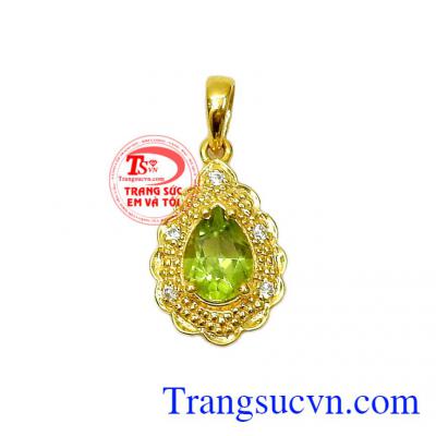 Mặt dây Peridot hình giọt nước