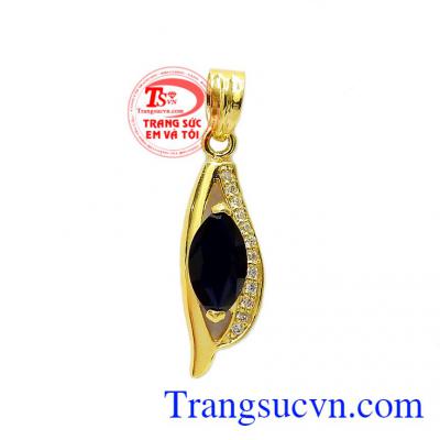 Mặt dây Sapphire thu hút