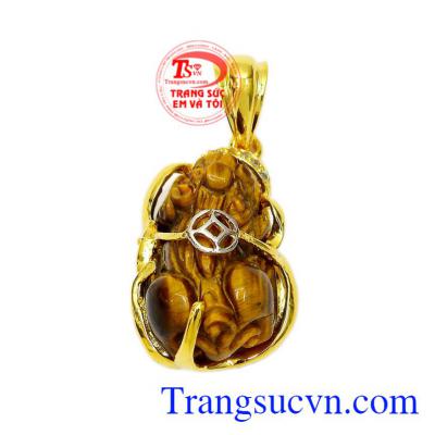 Mặt dây tỳ hưu mắt hổ tài lộc là sản phẩm được chế tác tinh tế từ vàng tây 10k kết hợp cùng đá mắt hổ thiên nhiên.