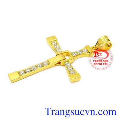 Sản phẩm sẽ là món quà được mong đợi nhất dành cho nam giới với lời nhắn nhủ cầu chúc sự an lành, chúa luôn bên và che chở cho chúng ta. Mặt thánh giá vàng thịnh vượng