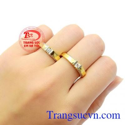 Đây sẽ là một lựa chọn hoàn hảo để minh chứng cho tình yêu bền chặt mãi mãi không bao giờ chia ly,Nhẫn cưới vàng trang nhã