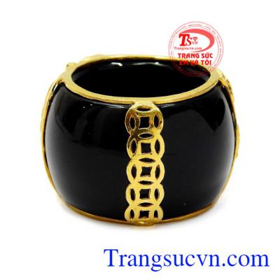 Mã não đen phù hợp cho những người mang mệnh Mộc và Thủy.