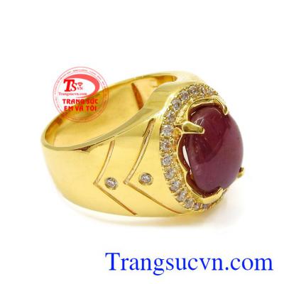 Đây sẽ là sản phẩm được nhiều cánh đàn ông ưa chuộng bởi vẻ sang trọng đẳng cấp của chiếc nhẫn. Nhẫn nam Ruby sao sung túc