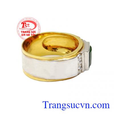 Ngọc cẩm thạch mang đến cho người dùng sự bình an, may mắn và tài lộc,Nhẫn nam vàng Jadeite nam tính