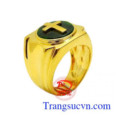 Nhẫn nam vàng Jadeite thánh giá được chế tác tỉ mỉ, kiểu dáng hiện đại, nam tính,Nhẫn nam vàng Jadeite thánh giá