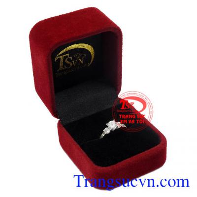 Nhẫn nữ vàng trắng tỏa sáng