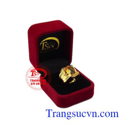 Thạch anh vàng thích hợp cho người mệnh kim và mệnh thổ đem đến sự may mắn cho tiền tài và danh vọng. Nhẫn thạch anh vàng nam