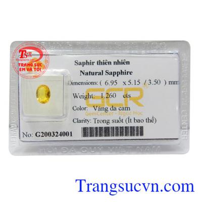 Sapphire vàng thiên nhiên đẳng cấp là món quà tuyệt vời của tự nhiên với vẻ đẹp của ánh mặt trời tươi sáng