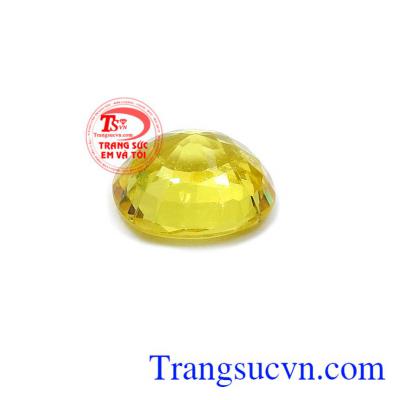 Sapphire vàng thiên nhiên như ý được ép vỉ chất lượng đảm bảo, màu sắc đá tươi sáng.