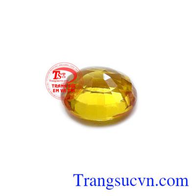 Với những ý nghĩa và tác dụng tuyệt vời trên nên sapphire vàng rất được con người ưa chuộng, là món quà thể hiện tình yêu tuyệt vời cho người thân.