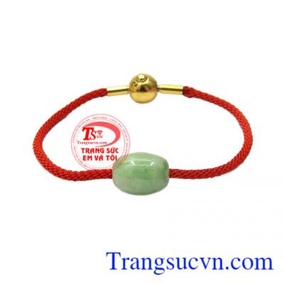 Vòng tay lu thống Jadeite xinh xắn là vật phẩm phong thủy vừa tốt cho sức khỏe còn mang lại may mắn, tài lộc cho chủ nhân,Vòng tay lu thống Jadeite xinh xắn
