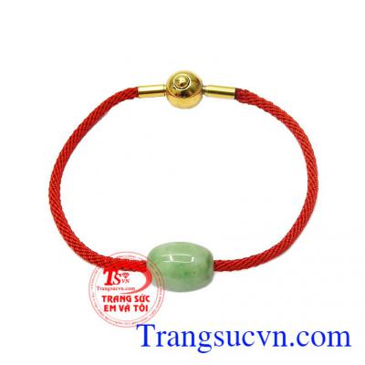 Người ta tin rằng khi lu thống trên tay, chúng sẽ hoạt động như con lăn tự động bắt nhịp chùng chuyển động của cơ thể chủ nhân và quá trình ma sát của chúng tạo nên năng lượng,Vòng tay lu thống Jadeite xinh xắn