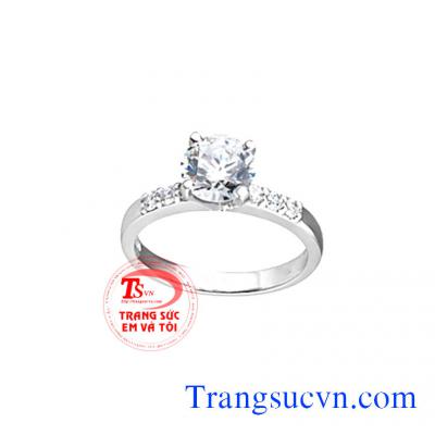 Sản phẩm thích hợp với nhiều độ tuổi, là món quà ý nghĩa để dành tặng cho người phụ nữ mà bạn yêu thương. Nhẫn nữ kim cương thiên nhiên đẹp có giấy kiểm định đá quý, bảo hành uy tín.