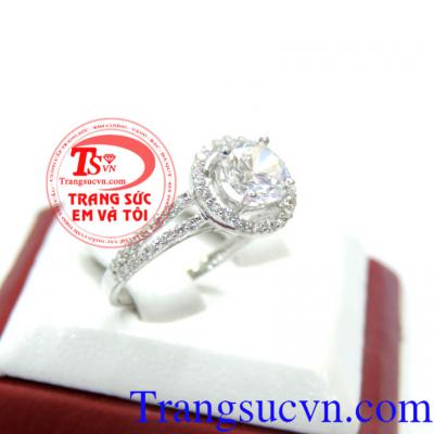 Có nhiều mẫu nhẫn nữ cho bạn lựa chọn.