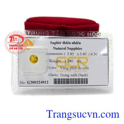 Sapphire vàng thiên nhiên quyền quý còn là viên đá của danh vọng, tài lộc và bình an nên từ xưa đến nay rất được con người ưa chuộng.