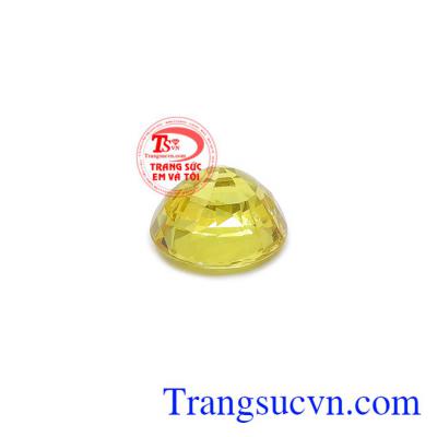 Sapphire thiên nhiên cao cấp, màu sắc đẹp, chất lượng đảm bảo, có giấy kiểm định đá quý kèm theo.