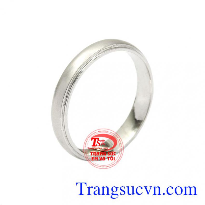 Nhẫn vàng trắng xu hướng