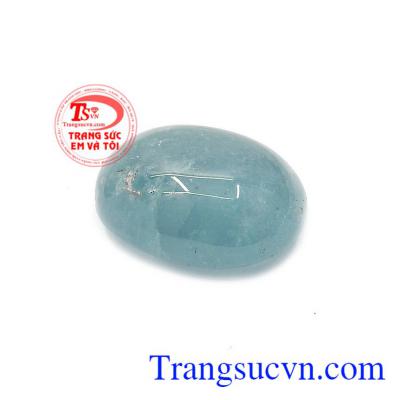 Sản phẩm thích hợp bọc vàng để làm mặt dây hoặc mặt nhẫn. Aquamarin thiên nhiên sang trọng