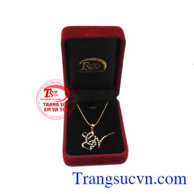 Sản phẩm có thể đặt chế tác với kiểu dáng và tuổi vàng theo yêu cầu.