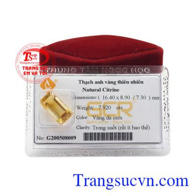 Đá ép vỉ thạch anh vàng chữ nhật phù hợp để bọc vàng hoặc bạc làm mặt dây, mặt nhẫn.