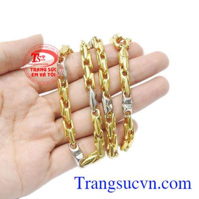 Sản phẩm thích hợp làm quà tặng cho người thân và bạn bè của bạn. Dây chuyền nam doanh nhân