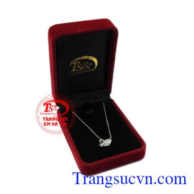 Sản phẩm có thể đặt chế tác theo yêu cầu, bảo hành uy tín. Dây chuyền thiên nga sang trọng