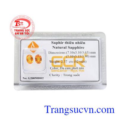 Đá saphir ép vỉ bền đẹp. Đôi bông tai sapphire vàng