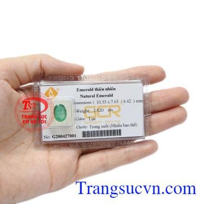 Thích hợp làm mặt nhẫn hoặc dây chuyền. Emerald - Nữ hoàng của các loại đá