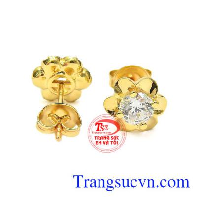 Sản phẩm sẽ là món quà vô giá, đáng yêu để dành tặng cho người con gái yêu thương. Hoa tai nữ hoa mai vàng