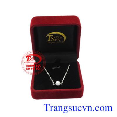 Bạc có tính kháng khuẩn giúp bảo vệ sức khỏe người dùng và giúp làm trang sức cho người dùng. Lắc bạc nữ xinh đẹp