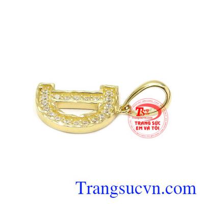 Trang sức Em và Tôi nhận đặt thiết kế theo yêu cầu và sở thích của khách hàng, phục vụ tận tình, chu đáo.