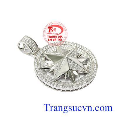 Mặt dây nam thượng lưu thiết kế và chế tác từ Hàn Quốc.