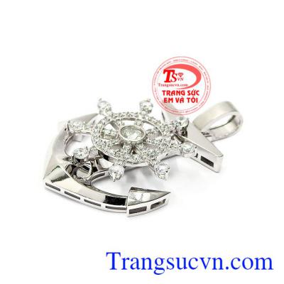 Sản phẩm tôn lên nét lịch lãm, thời trang và cá tính riêng cho người đeo, dễ dàng kết hợp nhiều kiểu dáng dây chuyền và phong cách thời trang khác nhau