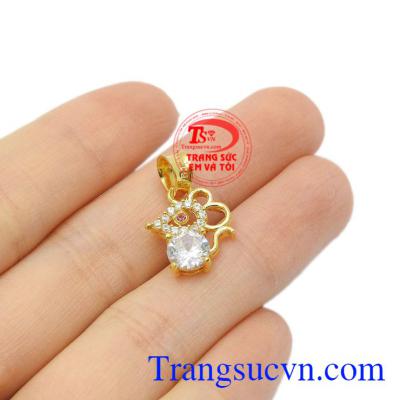 Mặt dây nữ vàng tuổi Tý duyên dáng, giao hàng tận nơi.