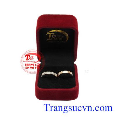 Nhẫn cưới vàng hồng tình yêu