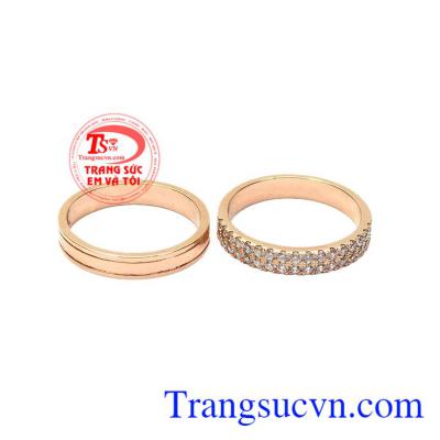 Trong tình yêu, bến bờ mà bao cặp đôi yêu nhau hướng đến là hôn nhân và nhẫn cưới vừa là minh chứng cho tình yêu đôi lứa vừa là sự gắn kết của hai trái tim.