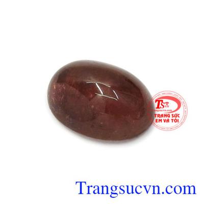 Viên đá này là lá bùa hộ mệnh cho những người mang mệnh Thổ và Hỏa và là viên đá của ngày kỉ niệm 8 năm ngày cưới.